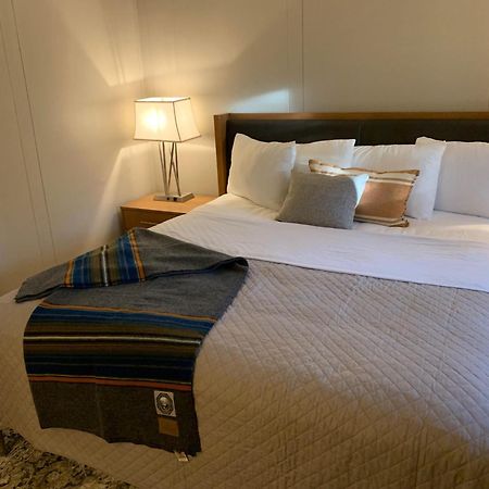 Loblolly Pines Adventure Cabin 4 King Юрика Спрингс Экстерьер фото